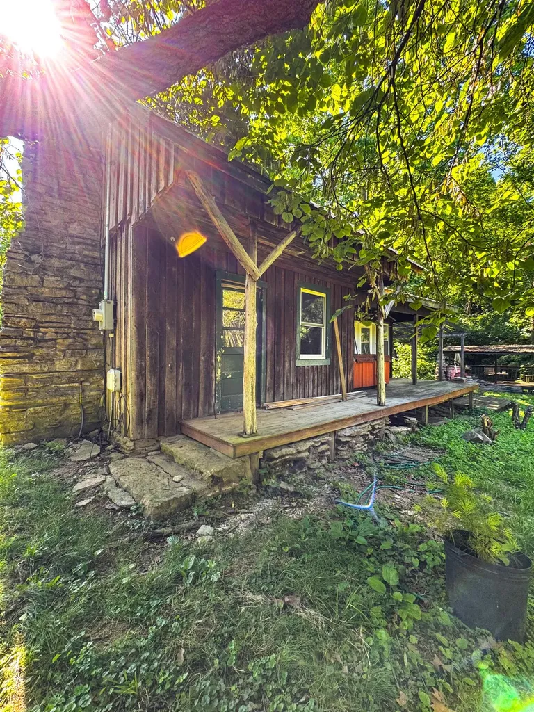 2971 Pottsville Road Springfield KY 40069