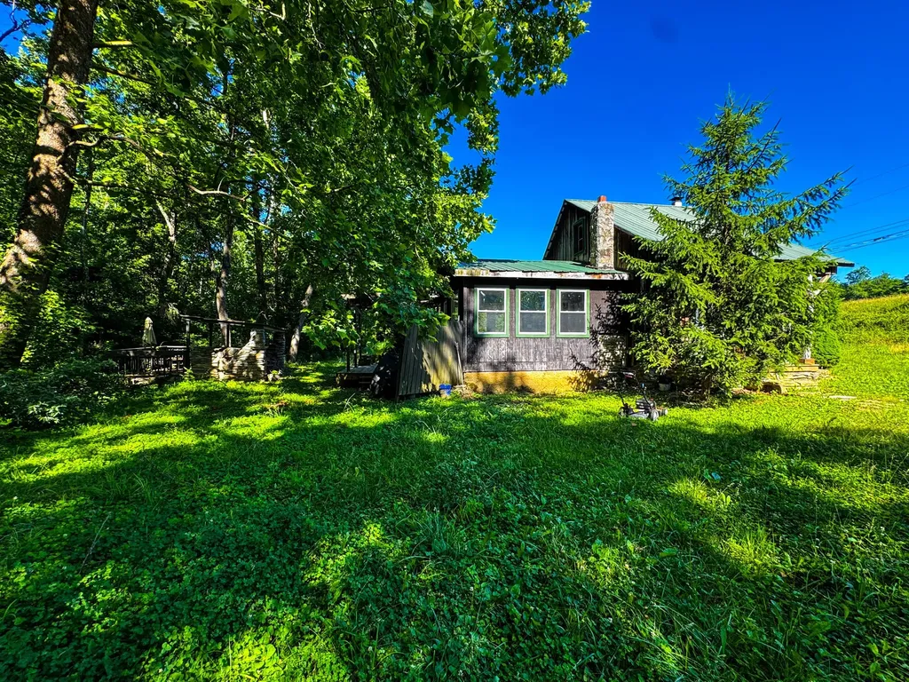 2971 Pottsville Road Springfield KY 40069