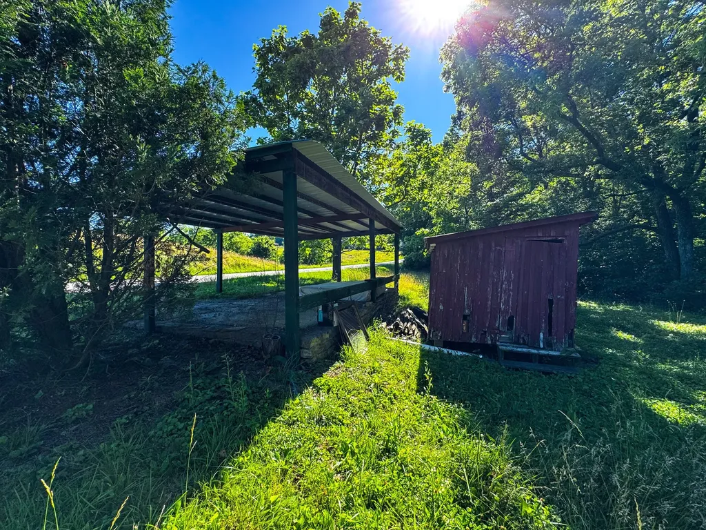 2971 Pottsville Road Springfield KY 40069
