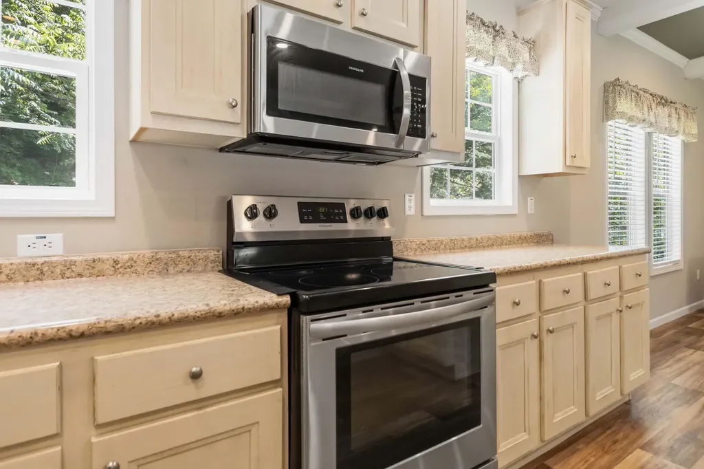 5487 W Kentucky Highway 30 Jackson KY 41339
