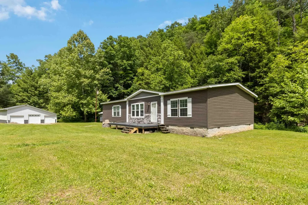 5487 W Kentucky Highway 30 Jackson KY 41339