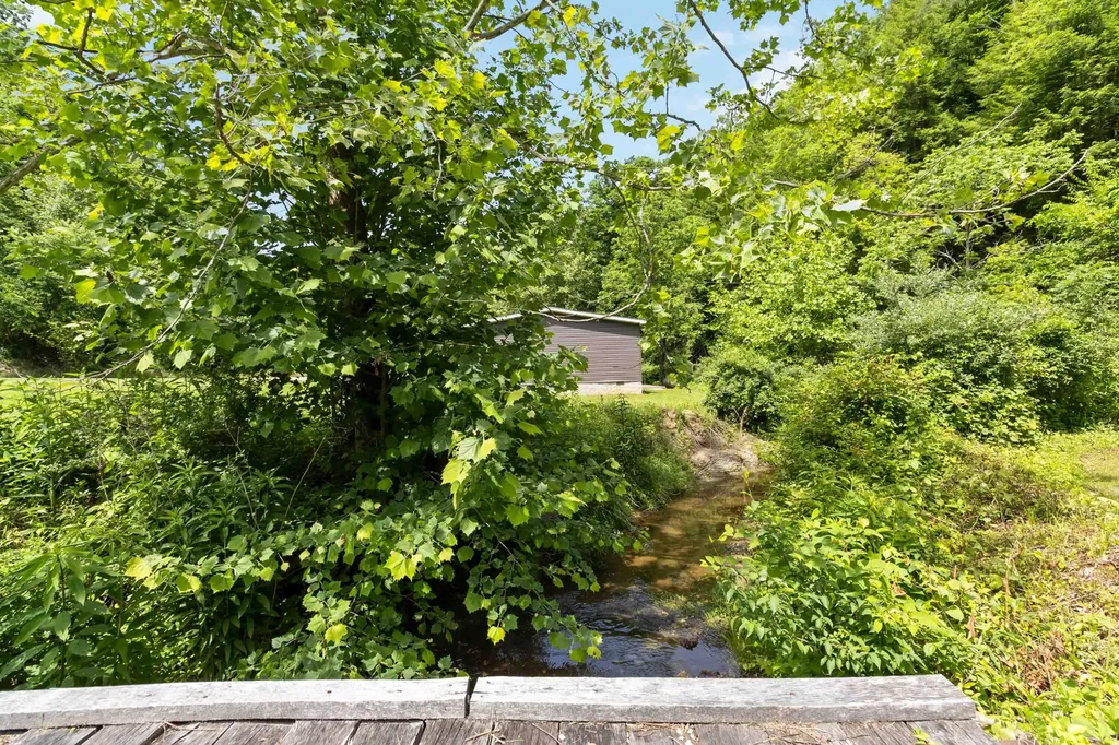 5487 W Kentucky Highway 30 Jackson KY 41339