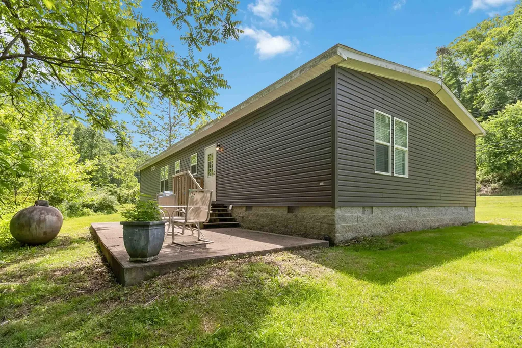 5487 W Kentucky Highway 30 Jackson KY 41339