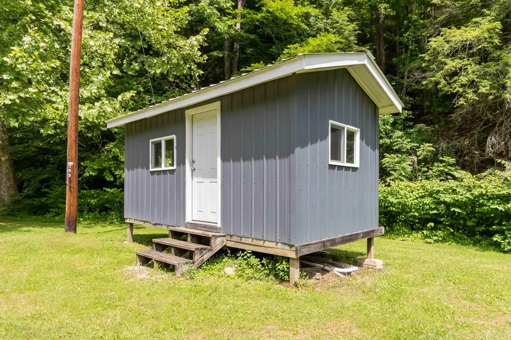 5487 W Kentucky Highway 30 Jackson KY 41339