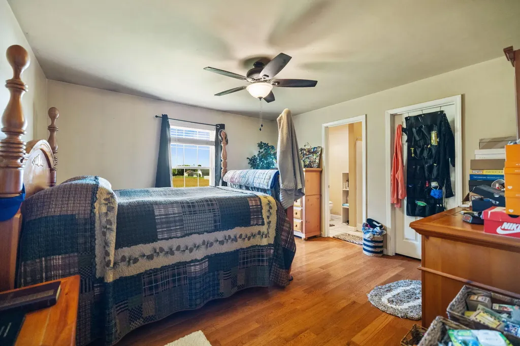 15 Rose Lane Clay City KY 40312