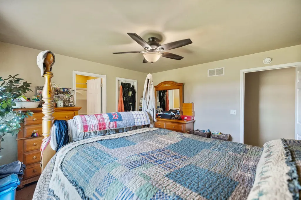 15 Rose Lane Clay City KY 40312