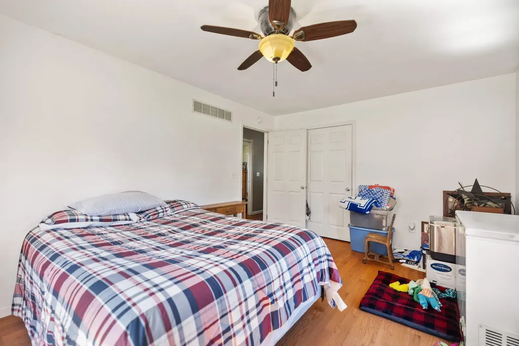 15 Rose Lane Clay City KY 40312