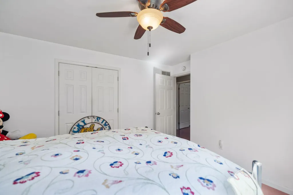 15 Rose Lane Clay City KY 40312