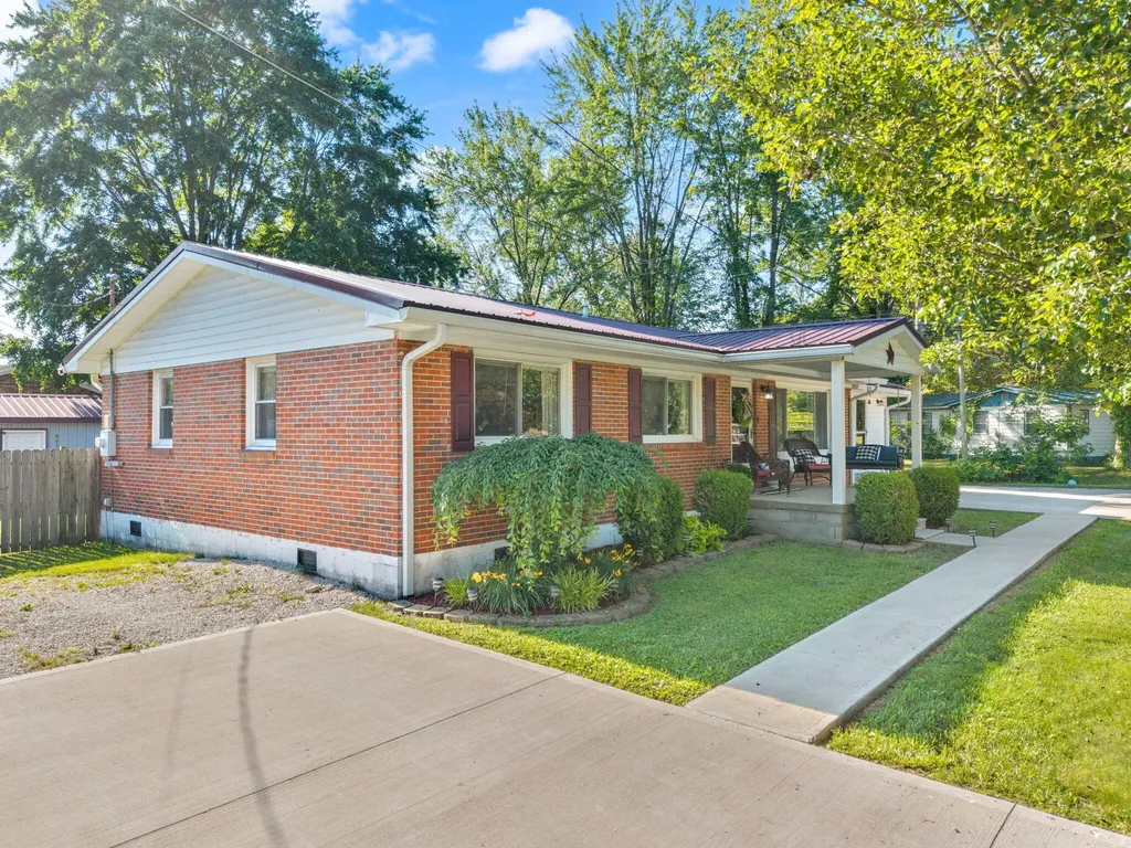 132 Airport Road Stanton KY 40380