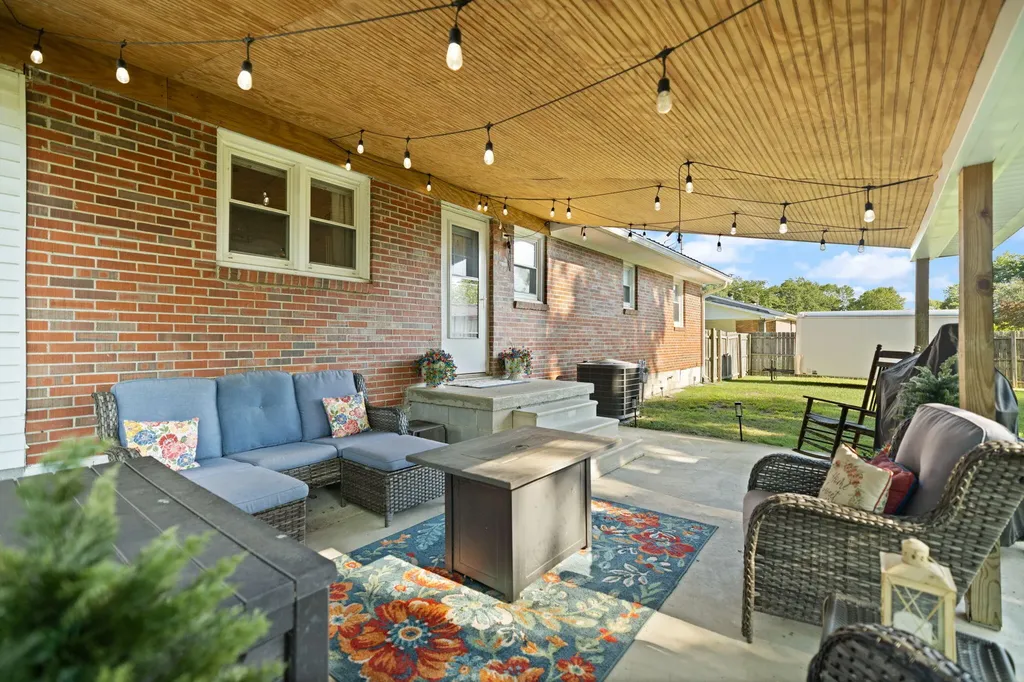 132 Airport Road Stanton KY 40380