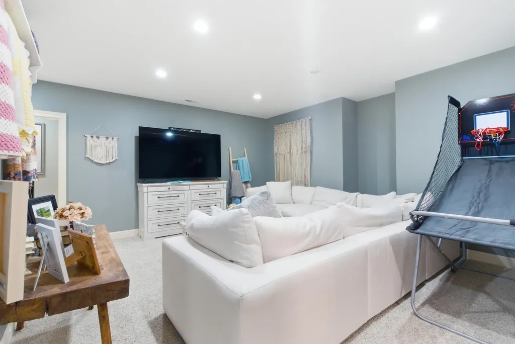 3689 Horsemint Trail Lexington KY 40509