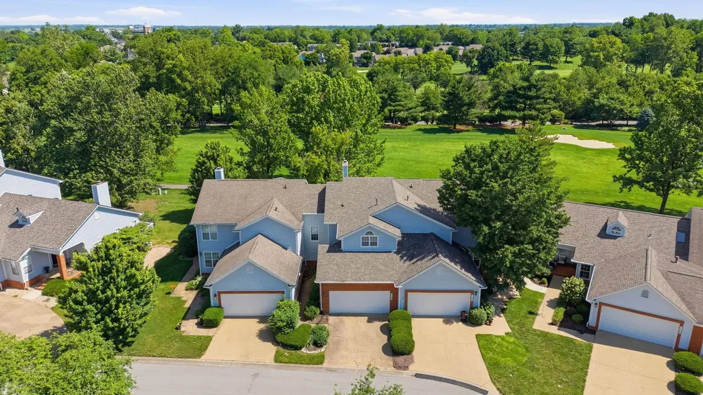1102 Griffin Gate Drive Lexington KY 40511