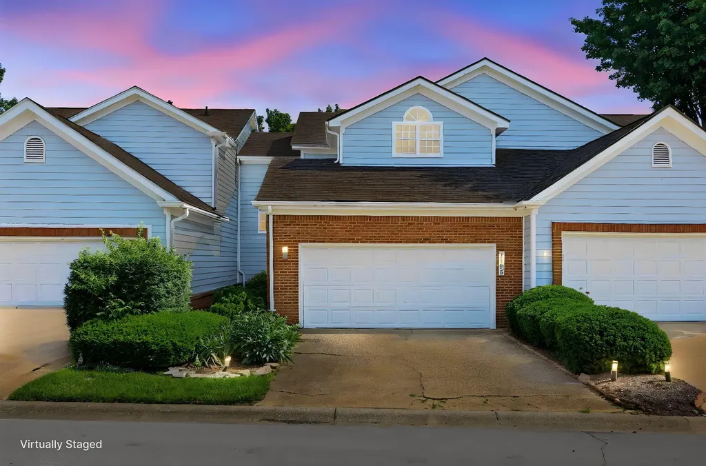 1102 Griffin Gate Drive Lexington KY 40511