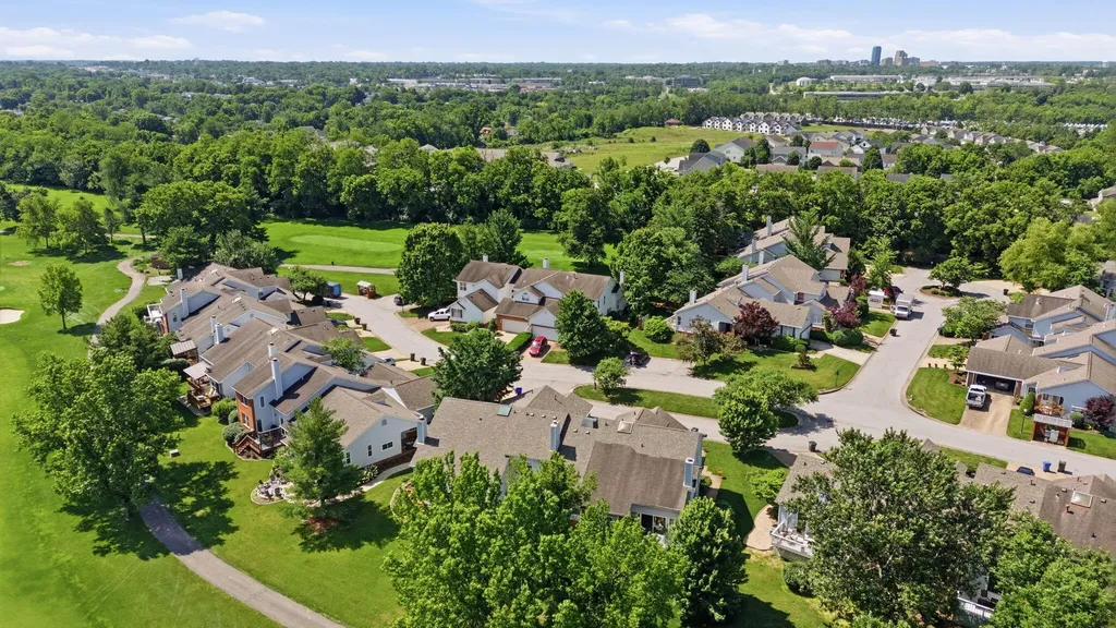 1102 Griffin Gate Drive Lexington KY 40511