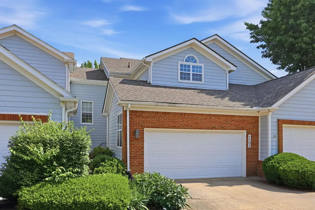 1102 Griffin Gate Drive Lexington KY 40511