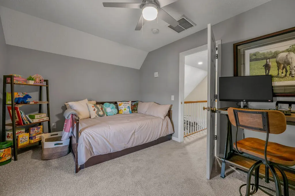 395 Colony Drive Versailles KY 40383