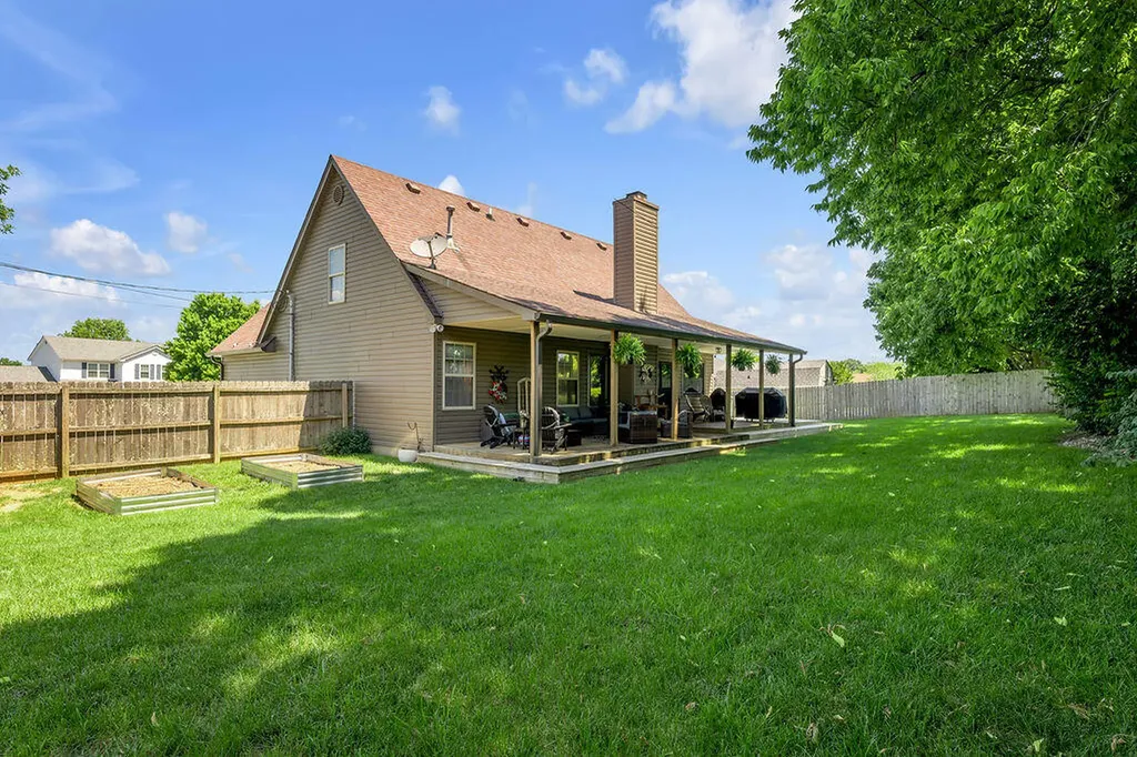 395 Colony Drive Versailles KY 40383