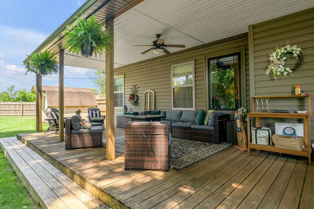 395 Colony Drive Versailles KY 40383
