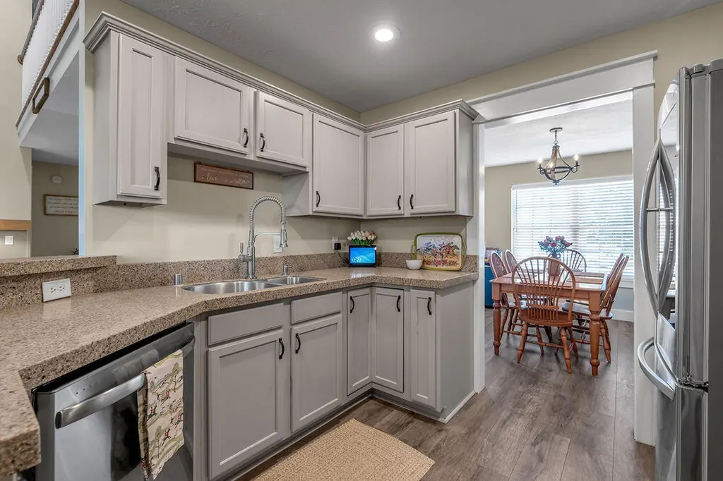 395 Colony Drive Versailles KY 40383
