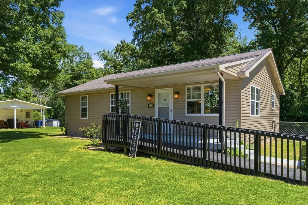 115 Logston Heights Berea KY 40403