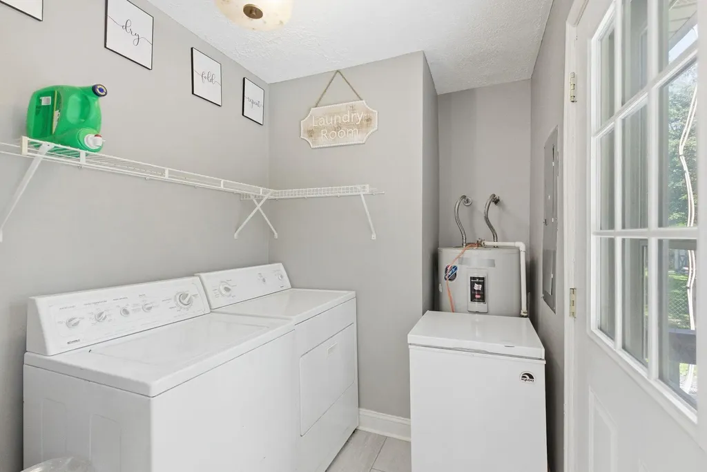 115 Logston Heights Berea KY 40403