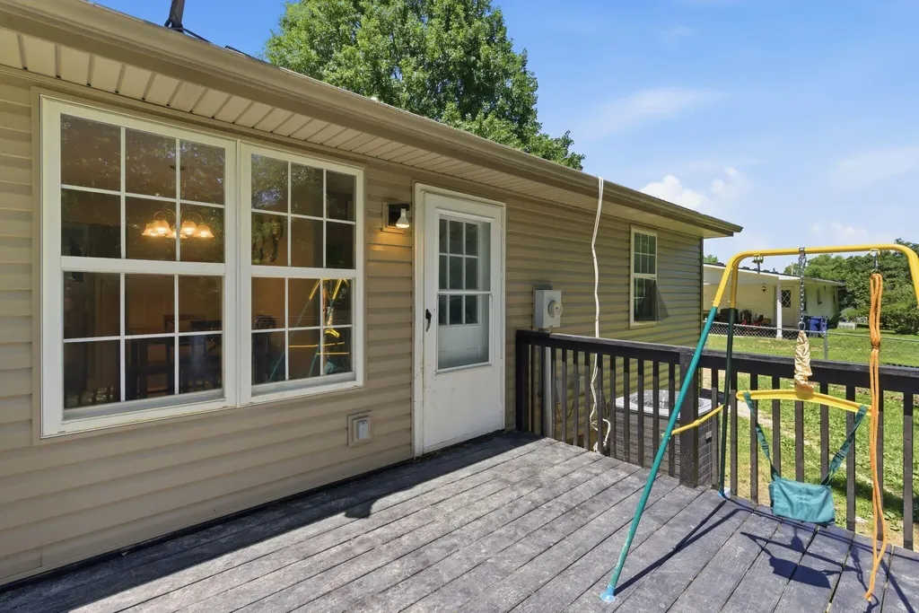 115 Logston Heights Berea KY 40403