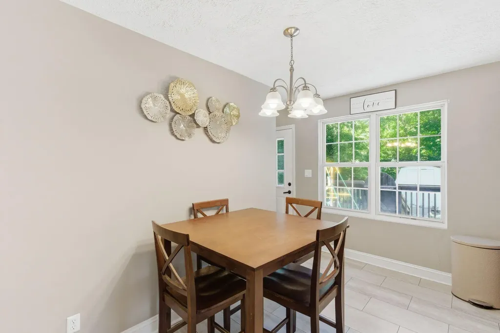 115 Logston Heights Berea KY 40403