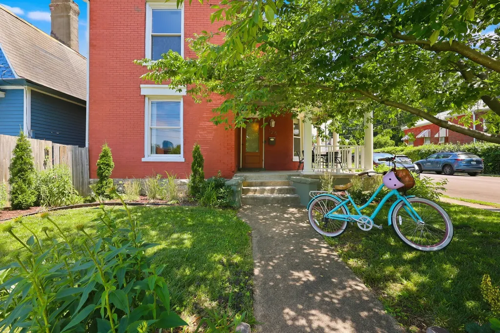 125 E Fourth Street Lexington KY 40508