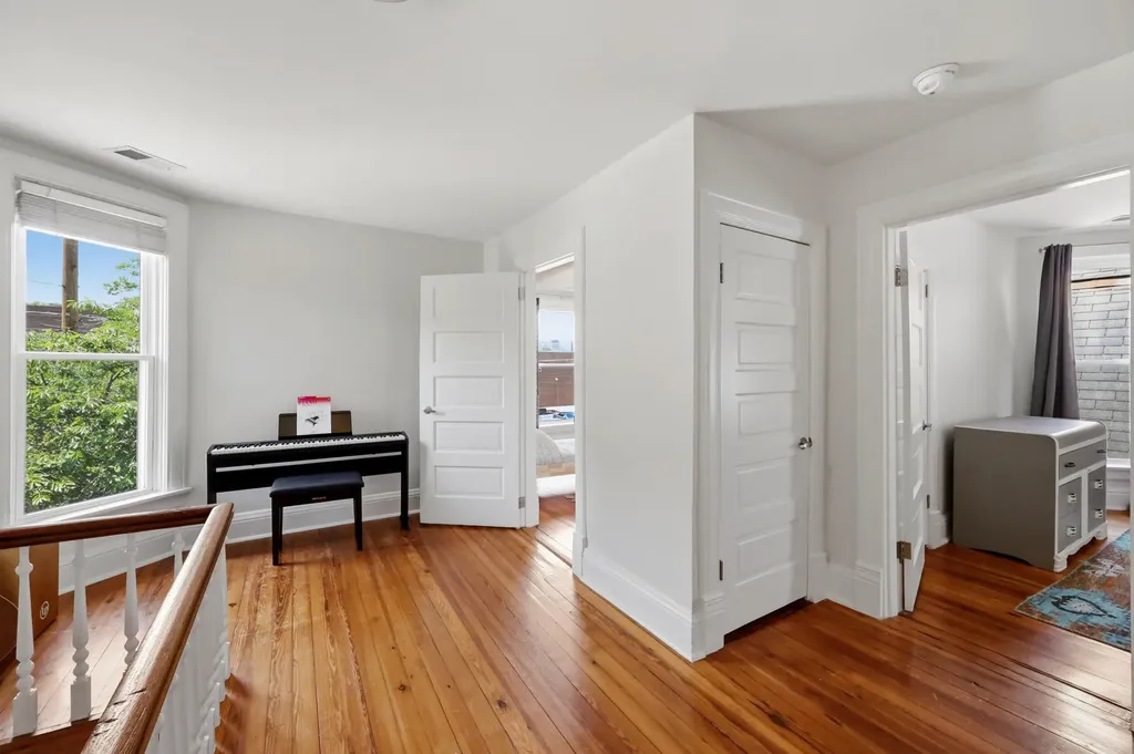 125 E Fourth Street Lexington KY 40508