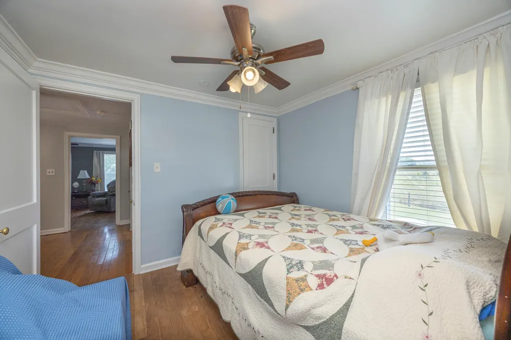 425 Elizaville Avenue Flemingsburg KY 41041