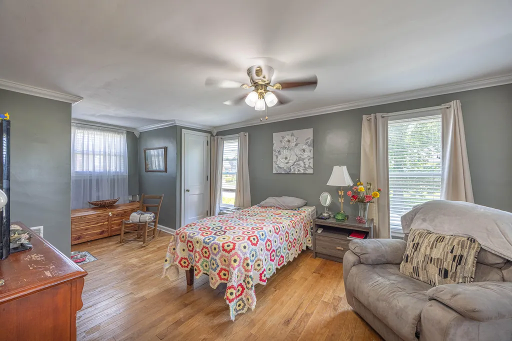425 Elizaville Avenue Flemingsburg KY 41041