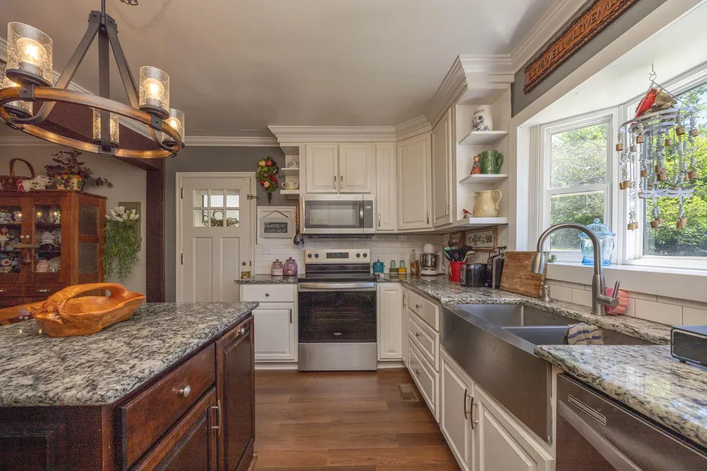 425 Elizaville Avenue Flemingsburg KY 41041