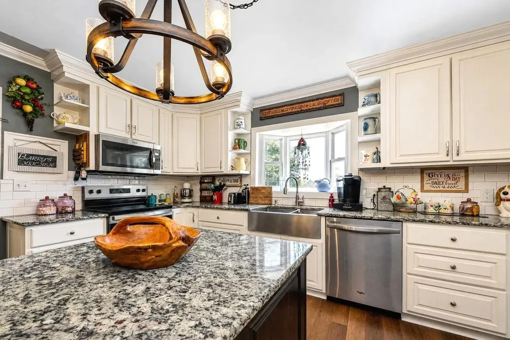 425 Elizaville Avenue Flemingsburg KY 41041