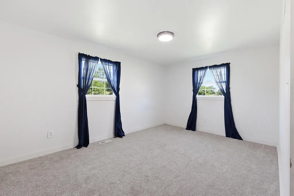 2214 Harrodsburg Road Lawrenceburg KY 40342