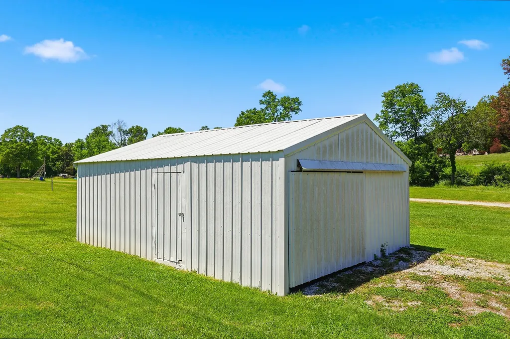 2214 Harrodsburg Road Lawrenceburg KY 40342