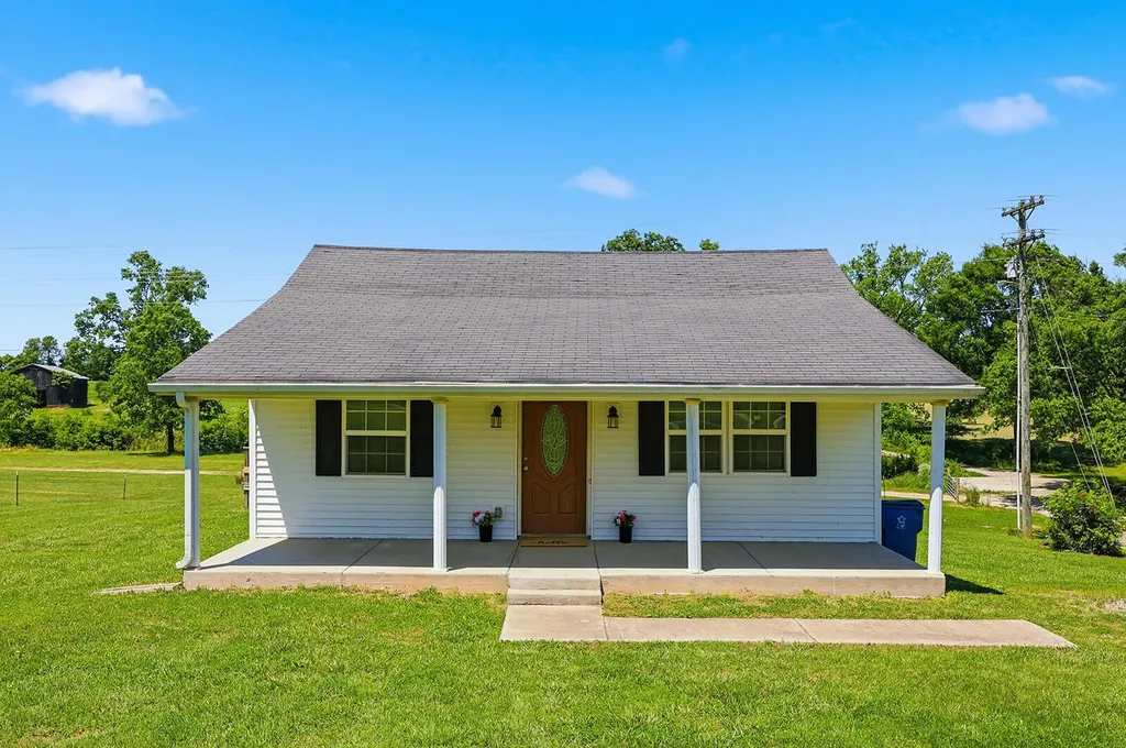 2214 Harrodsburg Road Lawrenceburg KY 40342