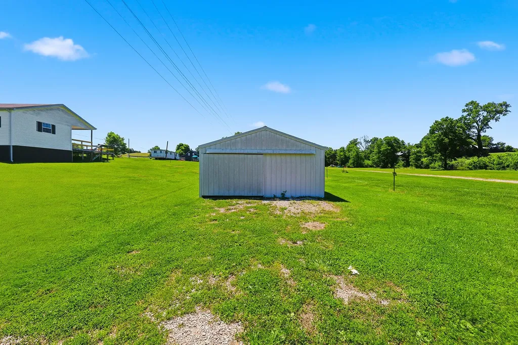 2214 Harrodsburg Road Lawrenceburg KY 40342