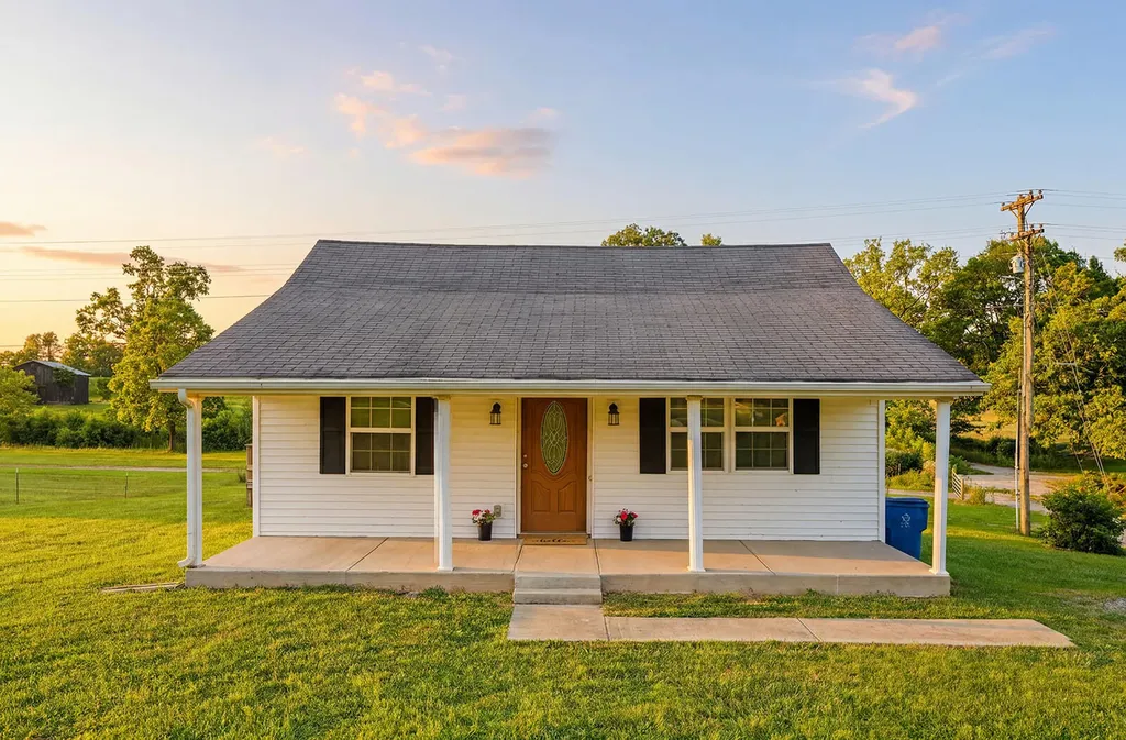 2214 Harrodsburg Road Lawrenceburg KY 40342