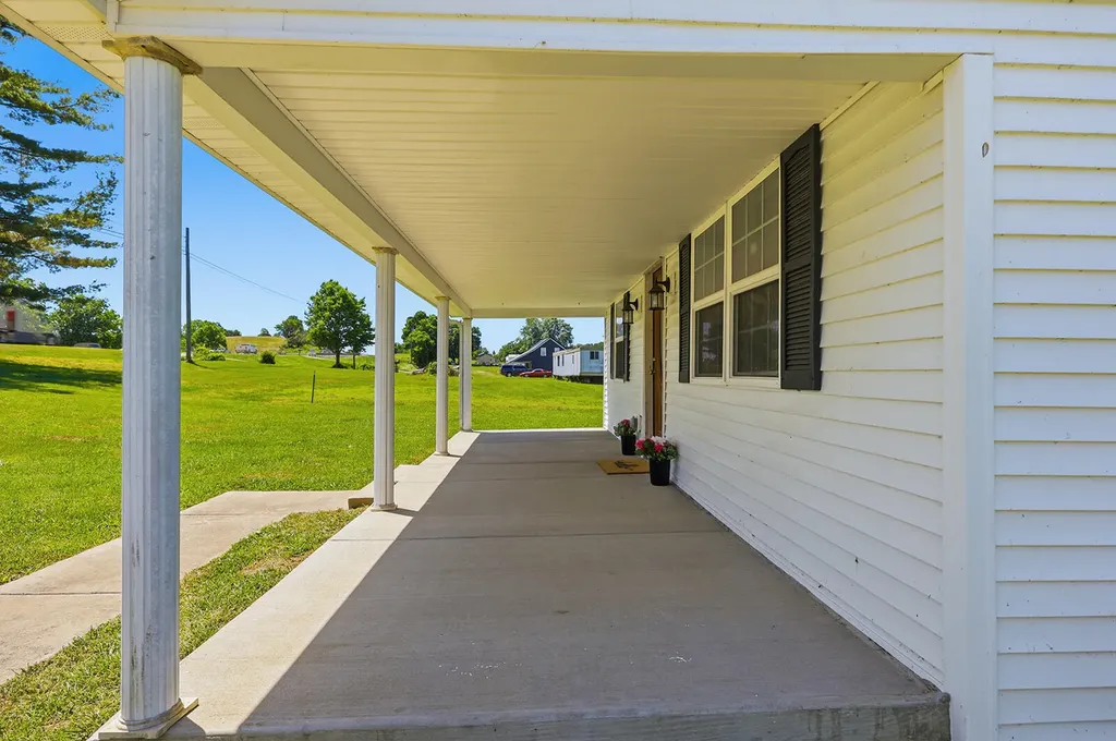 2214 Harrodsburg Road Lawrenceburg KY 40342