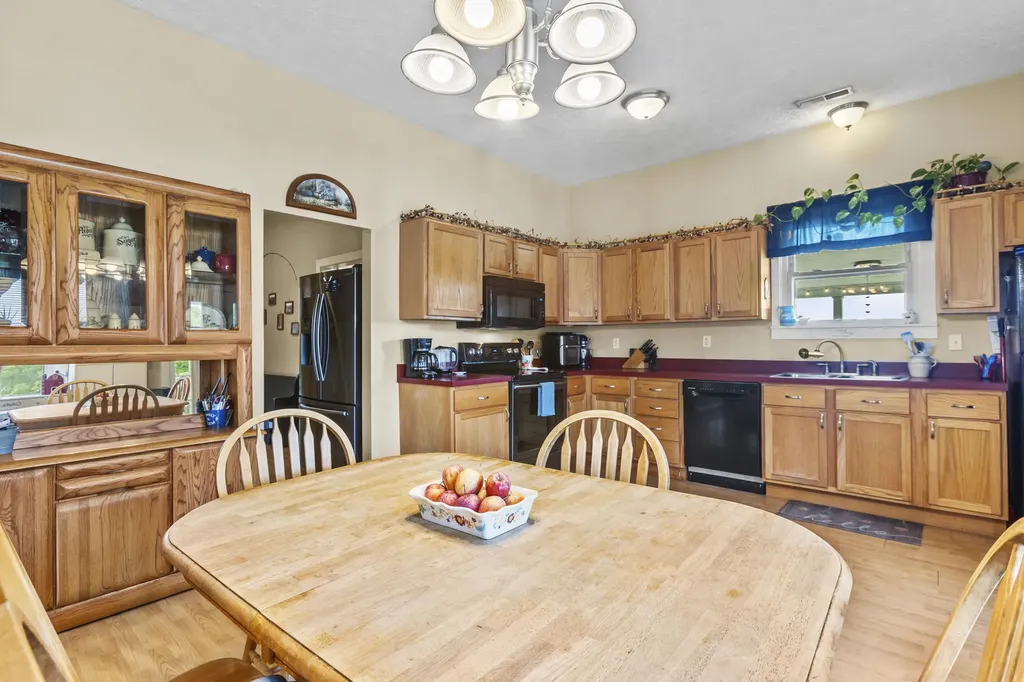 2997 U.s. 68 Ewing KY 41039