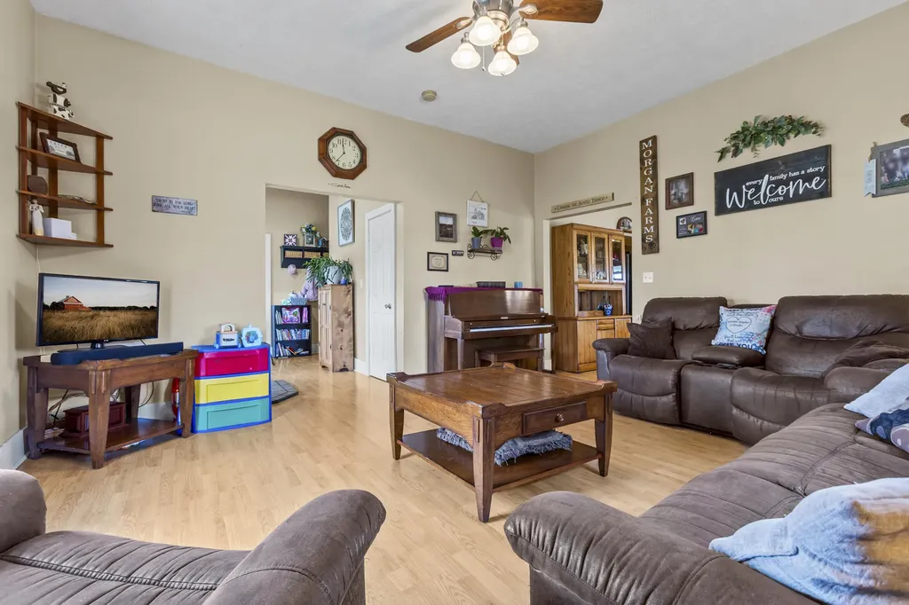 2997 U.s. 68 Ewing KY 41039