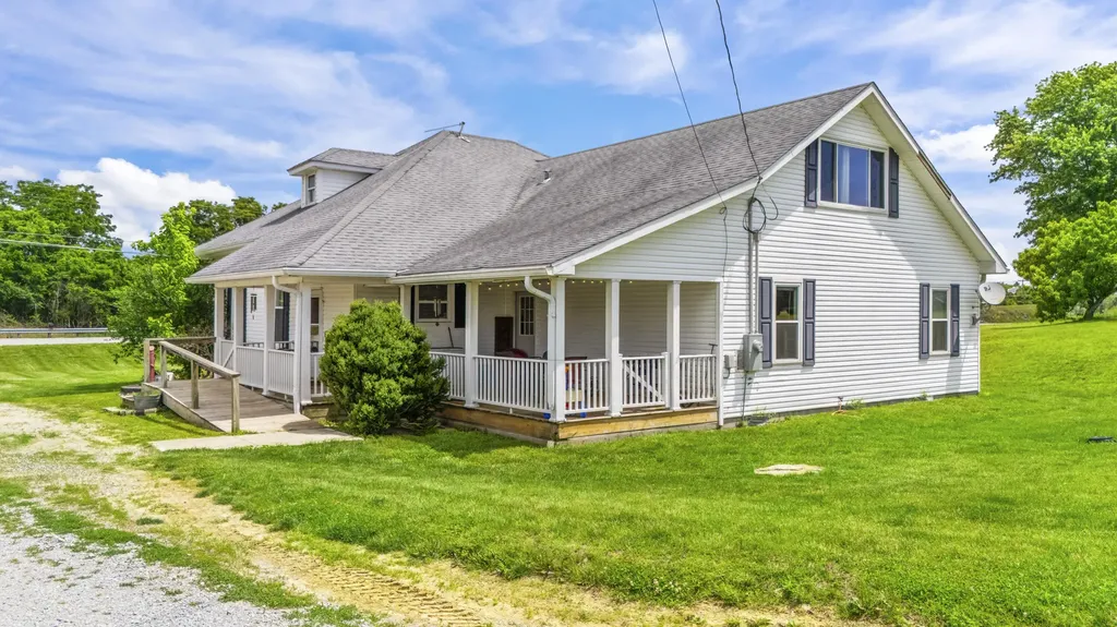 2997 U.s. 68 Ewing KY 41039