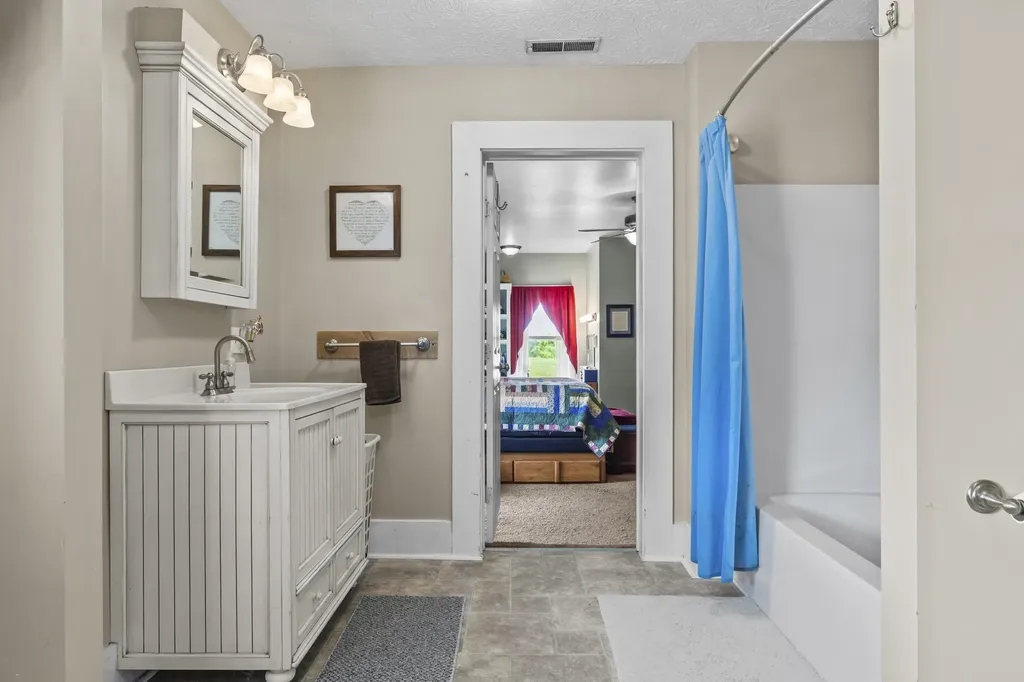 2997 U.s. 68 Ewing KY 41039