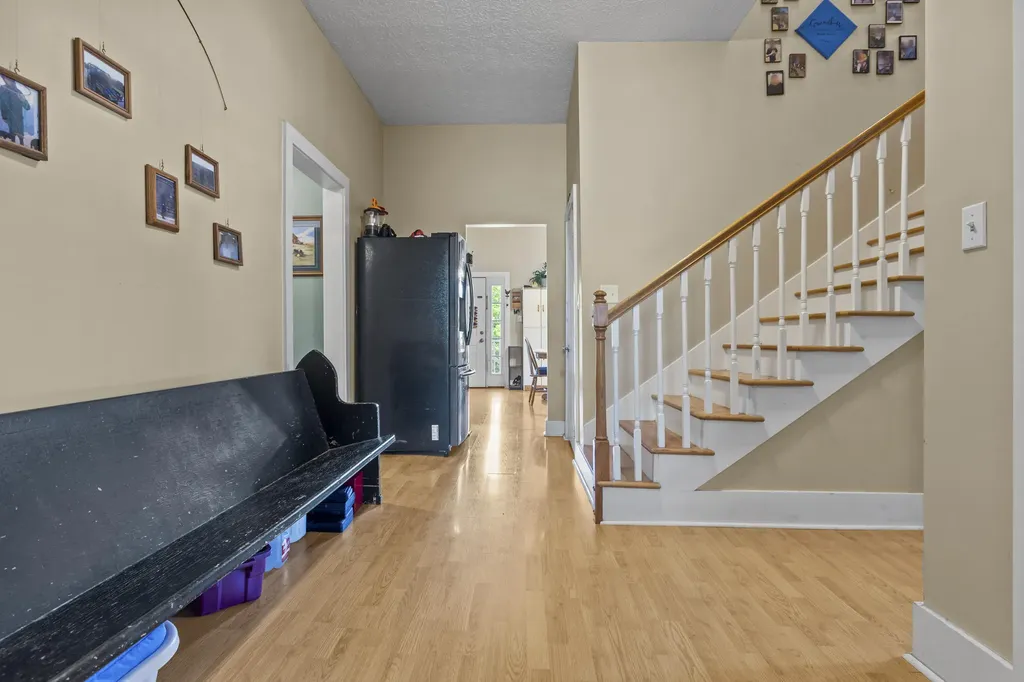 2997 U.s. 68 Ewing KY 41039