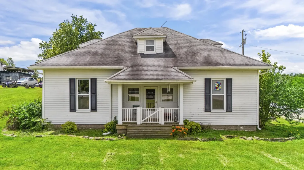 2997 U.s. 68 Ewing KY 41039