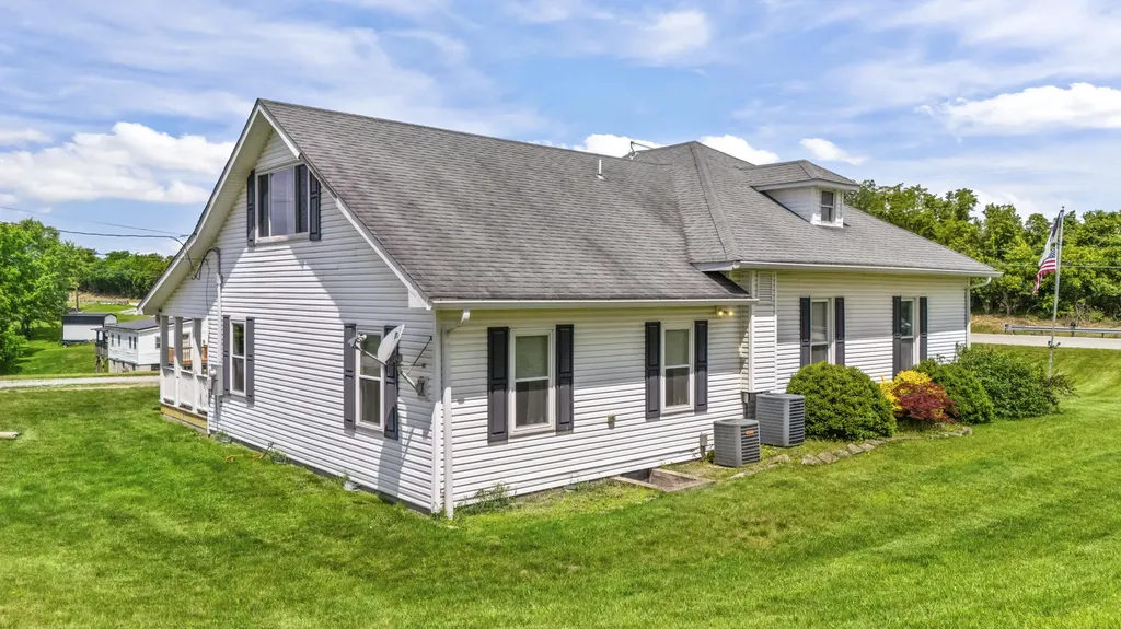 2997 U.s. 68 Ewing KY 41039