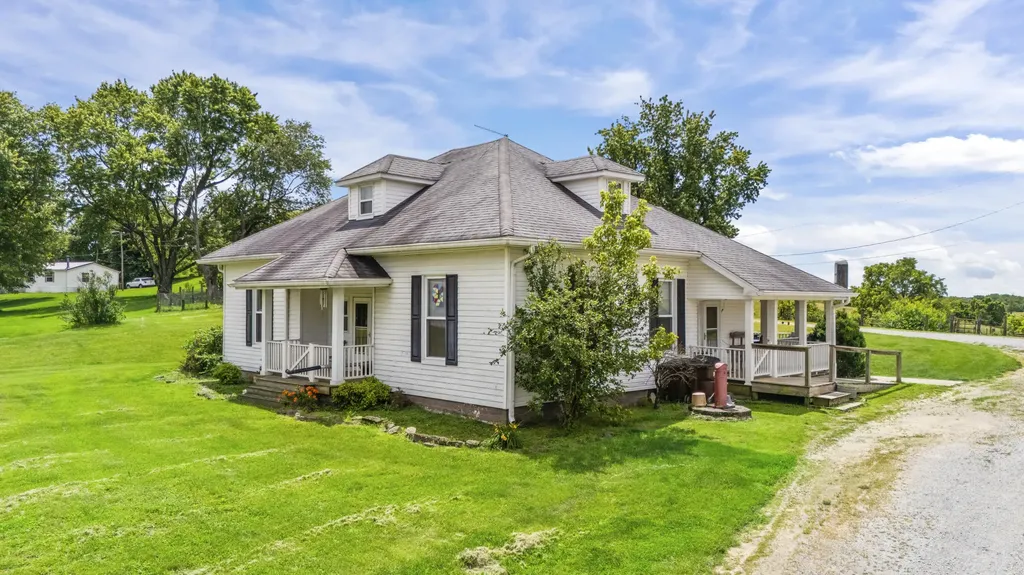 2997 U.s. 68 Ewing KY 41039