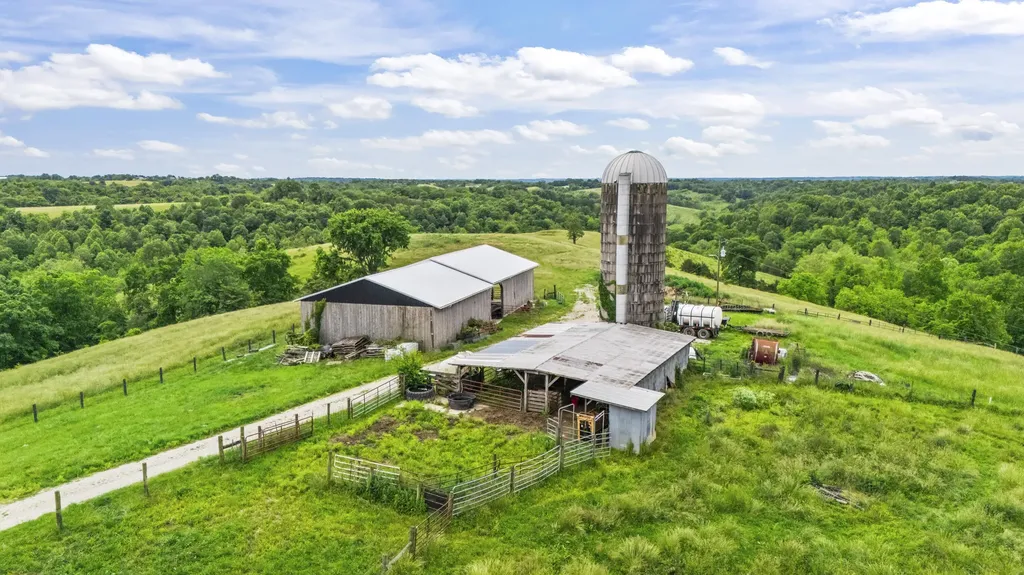 2997 U.s. 68 Ewing KY 41039