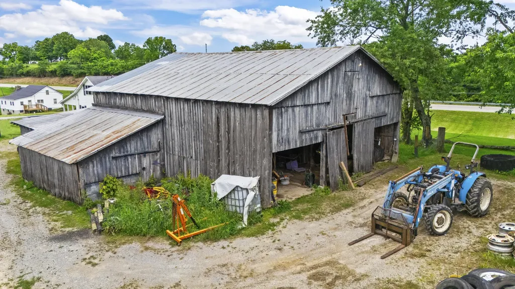 2997 U.s. 68 Ewing KY 41039
