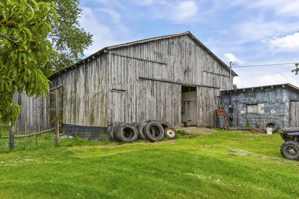 2997 U.s. 68 Ewing KY 41039